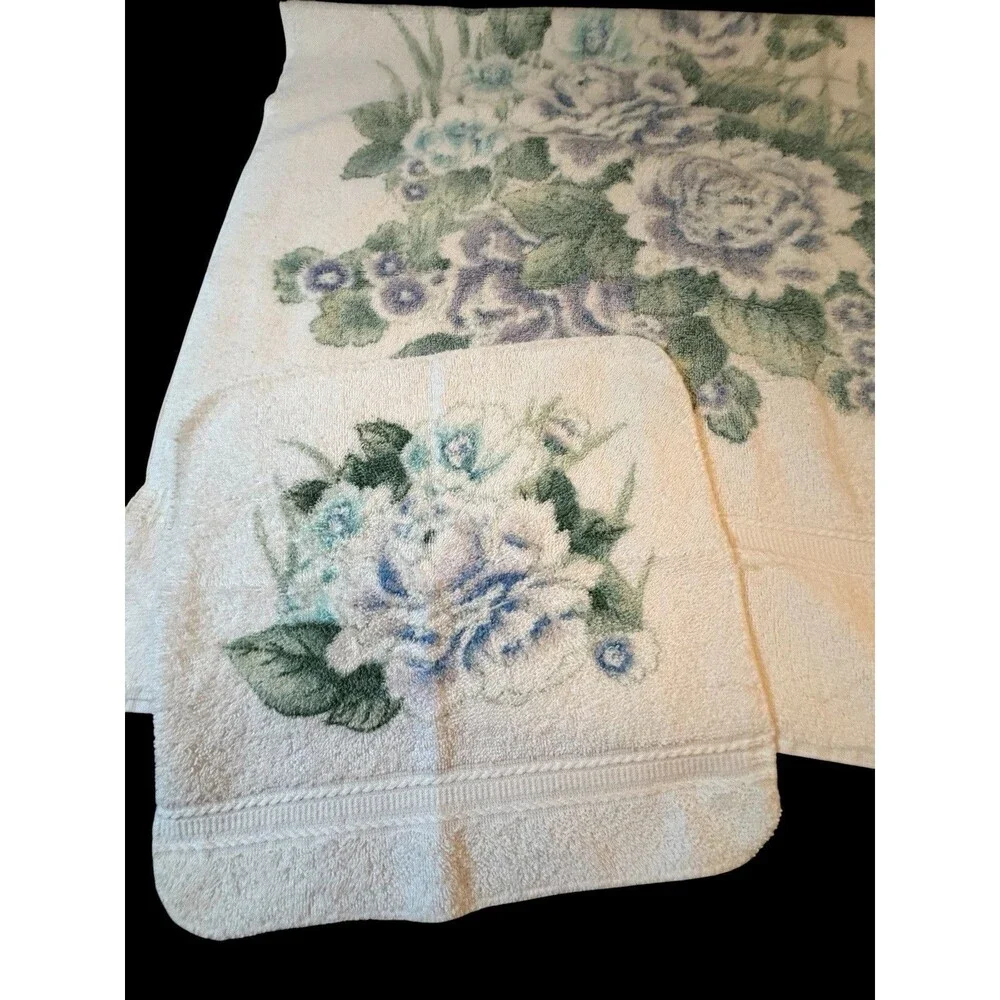 Vtg JC Penney 2pc Bath Towel & Wash Cloth Set Blue & Lavender Roses Butterfly